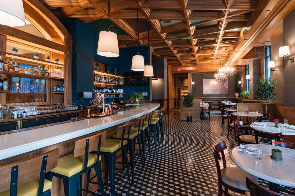 Dossier Hotel Portland Restoran gambar